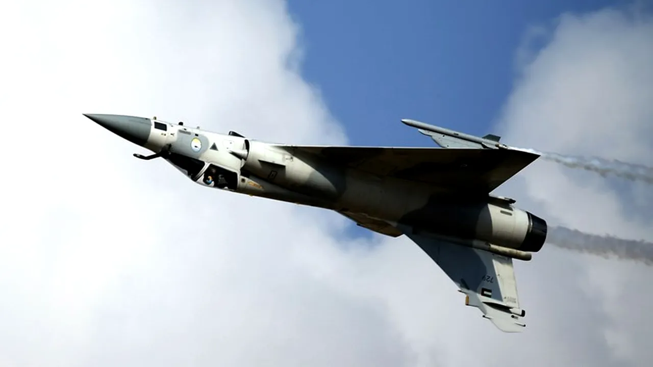 Aeronava Air Algerie, căutată de două avioane de tip Mirage 2000 ale Armatei franceze