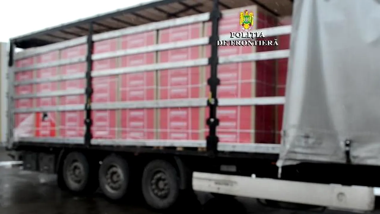 UN MILION de pachete de ȚIGĂRI, găsite printre plăci de RIGIPS și vată minerală, la vama Siret