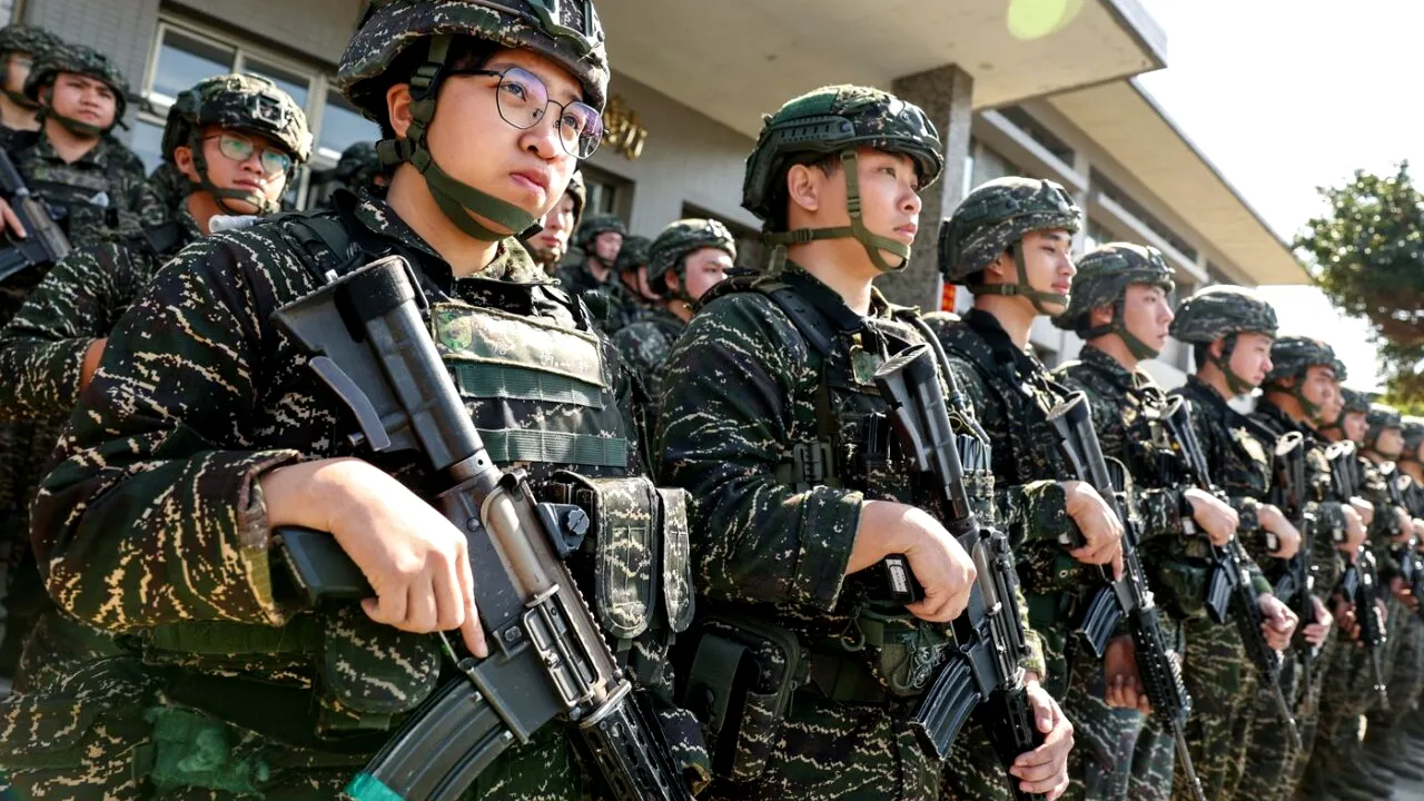 Taiwan: Militari din echipa de securitate a președintelui, condamnați la închisoare pentru SPIONAJ în favoarea Chinei