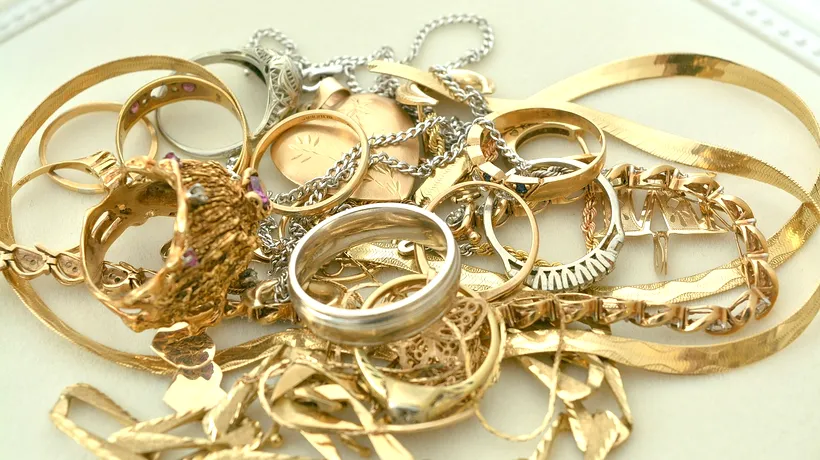 ANAF vinde aur confiscat, în valoare de aproape 47.000 de euro. Toate detaliile despre licitație