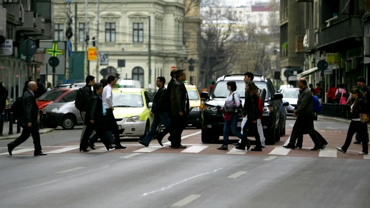 Ce AMENZI riscă românii fără venituri dacă nu depun la Fisc declarația pentru plata asigurărilor de sănătate