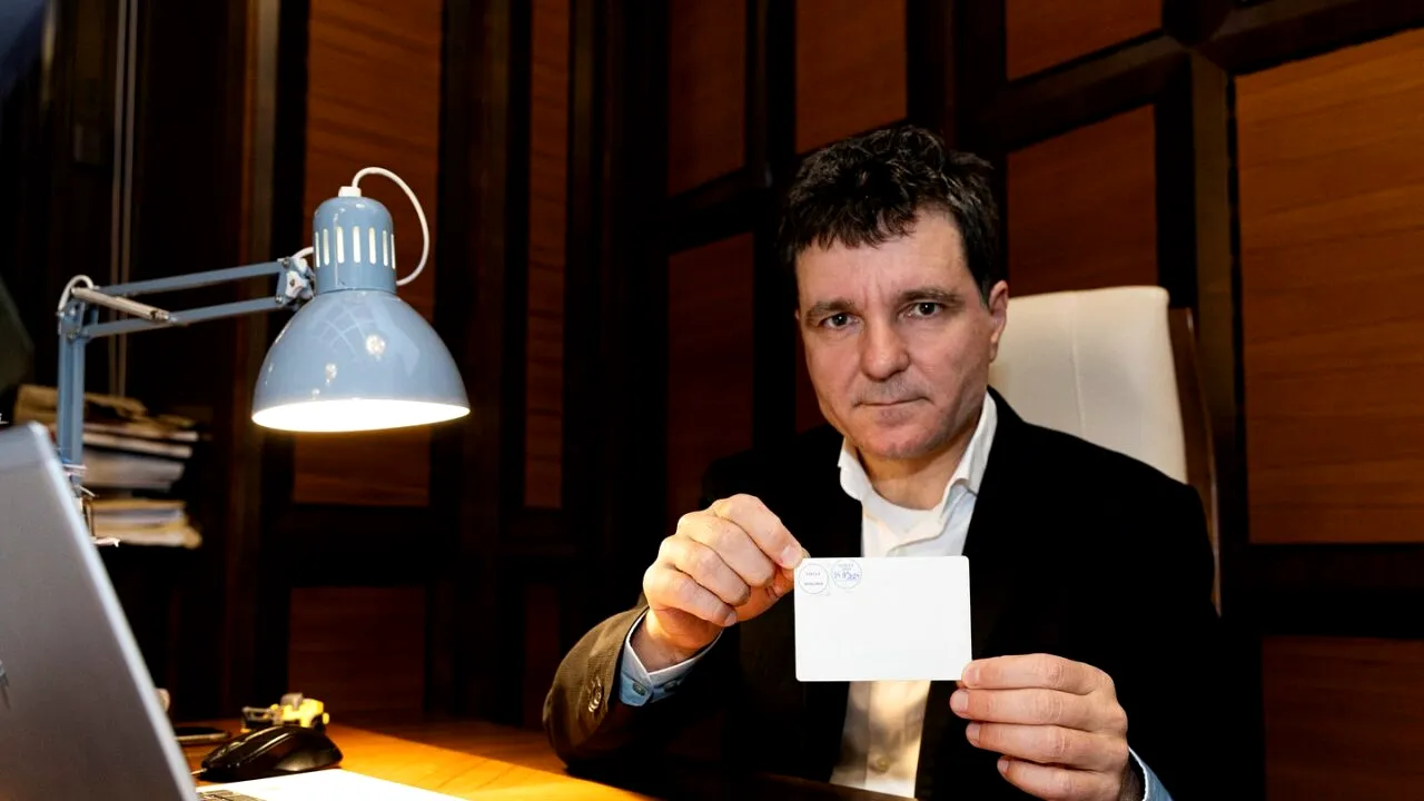 Nicușor Dan: „Mai sunt câteva ore bune până la 21:00, când se va închide votarea. Mergeți la VOT!”