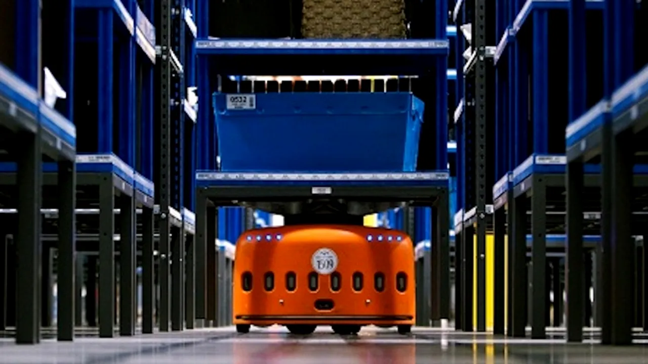 Amazon „a angajat