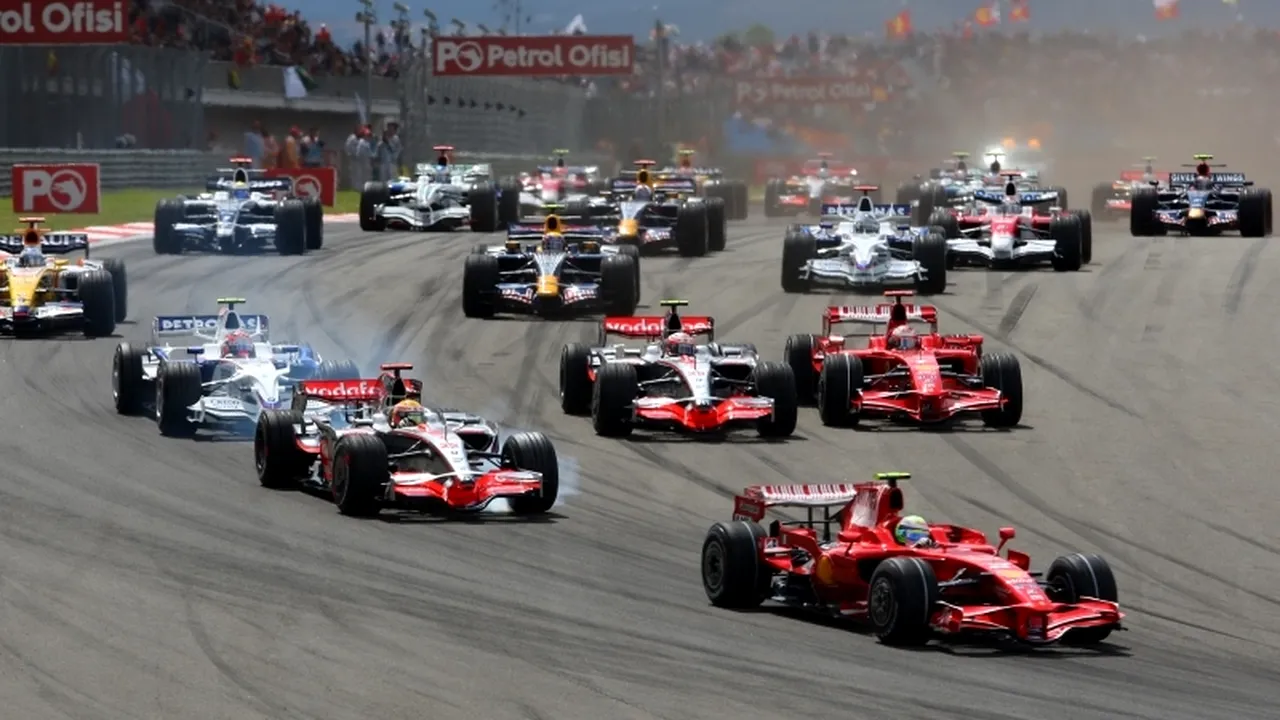 FORMULA 1: Record de curse în 2015