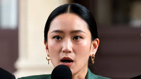 Thailanda: Șefa Guvernului a fost SUSPENDATĂ din cauza unui apel telefonic. Ce acuzații i se aduc