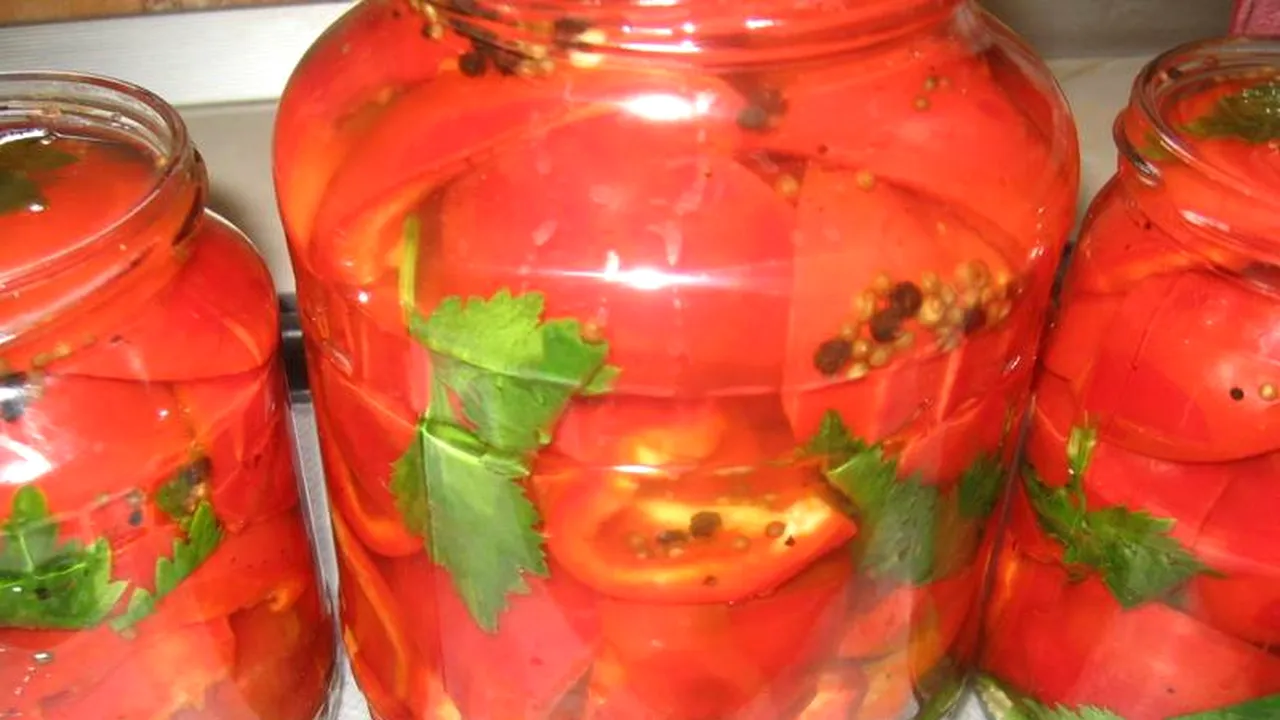 Gogoșari în oțet. Trei rețete simple pe care oricine le poate prepara