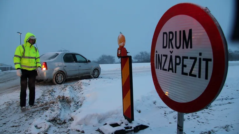 Lista cu cele două autostrăzi și 21 de drumuri naționale din România închise din cauza vremii nefavorabile
