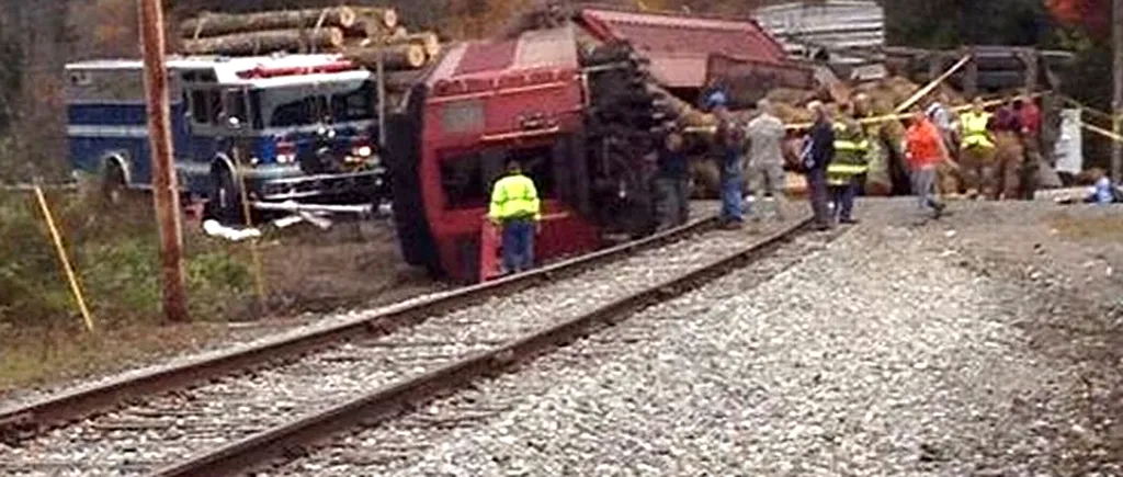 Coliziune între un tren și un camion în SUA, soldată cu un mort și peste 60 de răniți
