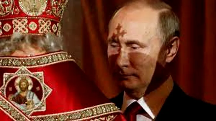 FOTO | Vladimir Putin a participat la slujba de Înviere, oficiată de Biserica Ortodoxă Rusă