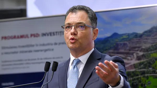 Ministrul Apărării dă detalii despre dezvăluirile exclusive Gândul cu privire la controlul făcut la Direcția de Armament a Armatei pentru contractele SAFE semnate de Bolojan: „Toate deciziile au fost luate în Cancelaria Prim-ministrului”