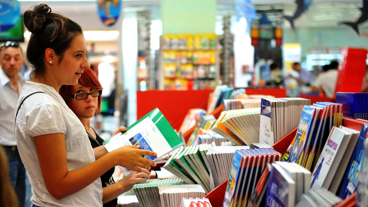 Sorin Cîmpeanu: Ar trebui să fie alese două-trei manuale alternative la licitația pentru clasele III-IV