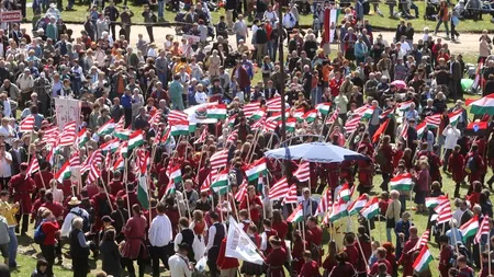 Peste 10.000 de maghiari în pelerinaj la fosta graniță a Imperiului Austro-Ungar