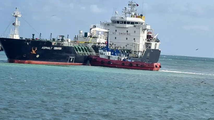 O navă panameză încărcată cu bitum a EȘUAT la intrarea în Portul Mangalia. Autoritatea Navală Română, precizări despre incident