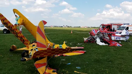Două avioane mici S-AU CIOCNIT ÎN ZBOR la Frătăuții Vechi, Suceava. Vezi MOMENTUL TRAGEDIEI