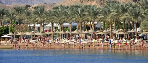 MAE a repatriat 140 de turiști români aflați în stațiunile Sharm El Sheikh și Hurghada din Egipt