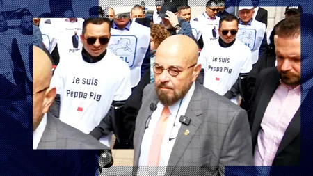 Lansarea candidaturii lui Cristian Popescu PIEDONE/ Susținătorii au îmbrăcat tricouri cu mesajele 