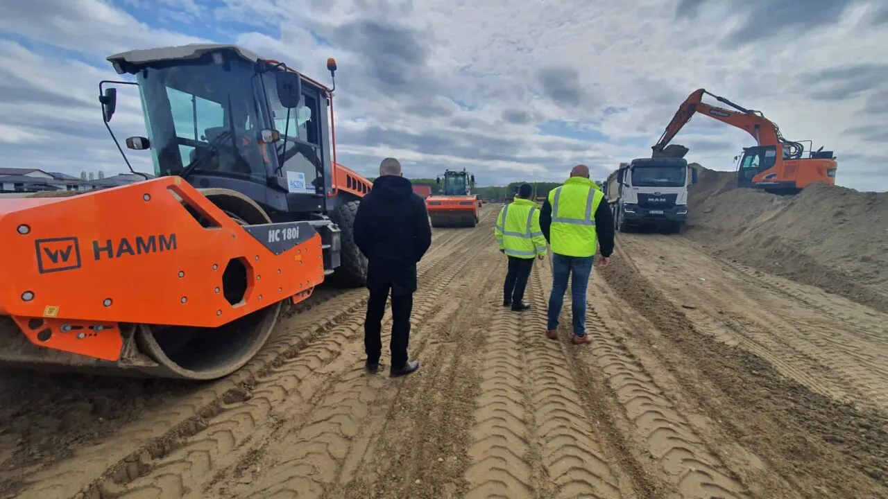 GALERIE FOTO | Cum arată acum Autostrada Bucureștiului A0. Ionel Scrioșteanu: „Nu suntem mulțumiți de ce am găsit în șantier”