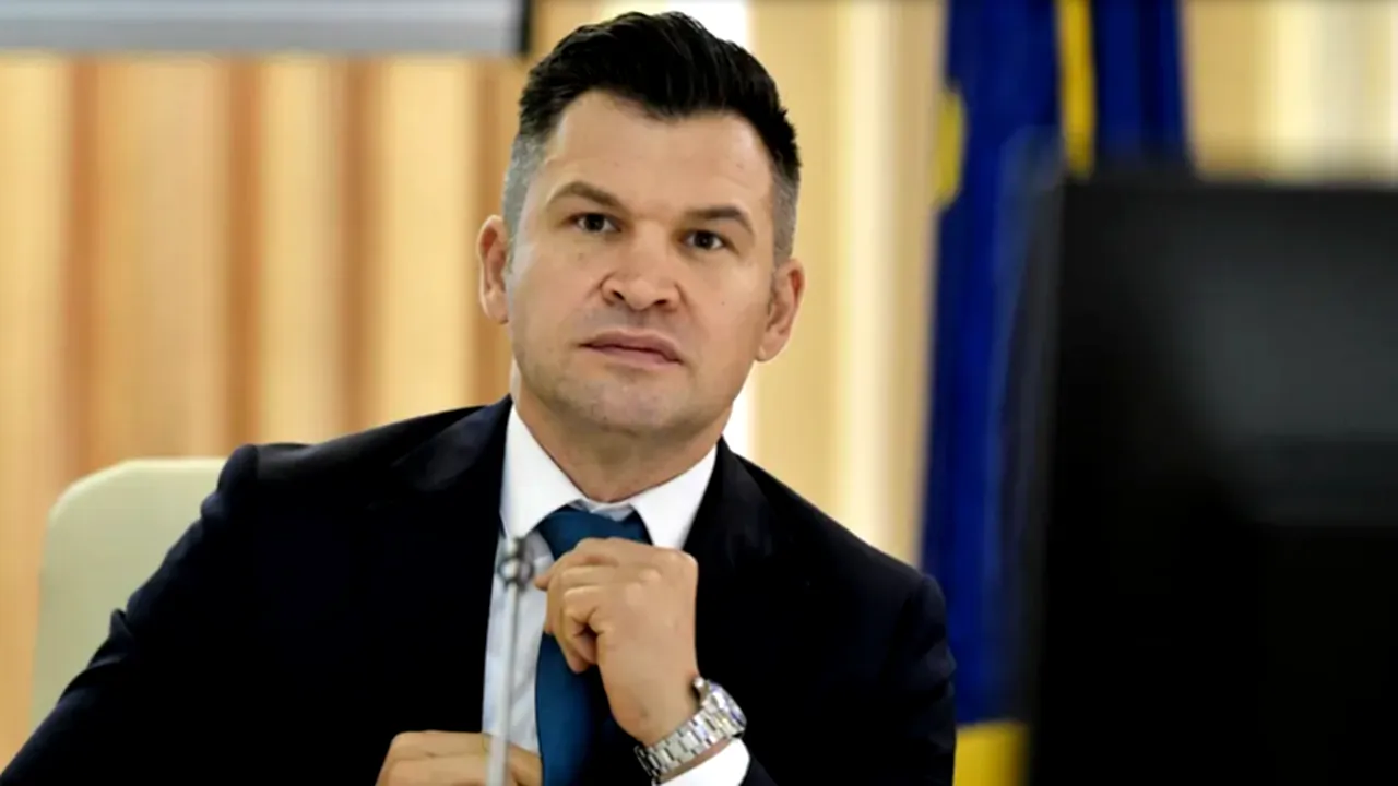 Purtătorul de cuvânt al PNL, despre o „ÎNȘELĂTORIE cât casa”: „Subiectele inventate de George Simion și AUR sunt create pentru a deraia România”