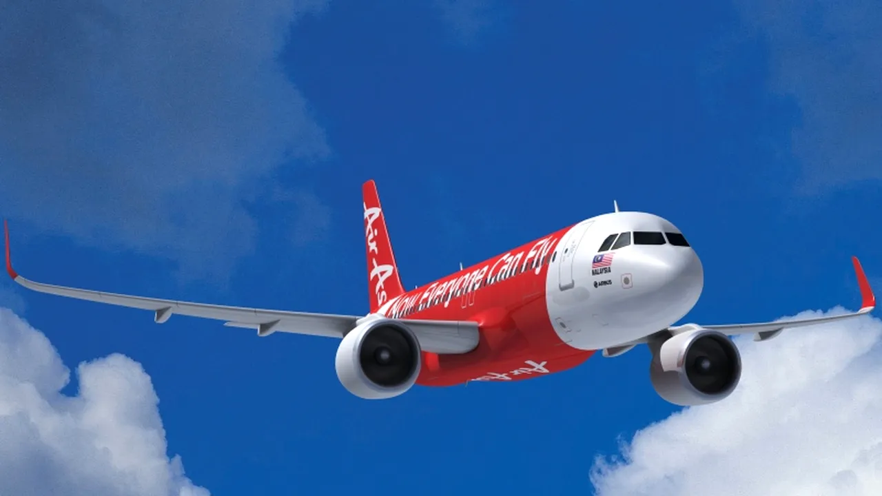 Un distrugător american va ajunge în zona de căutare a avionului AirAsia QZ8501