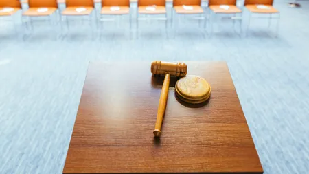 Câștig de cauză în instanță pentru pacienta care a plătit 10.000 de lei pentru un medicament pentru CANCER. Statul e obligat să achite tratamentul