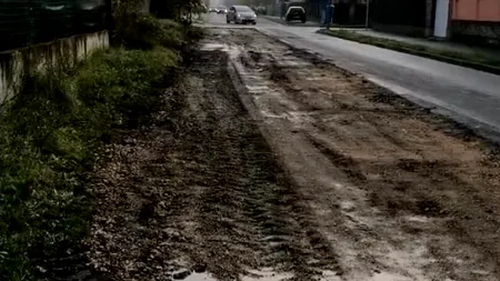 Stradă din Brașov, asfaltată în campania electorală și decopertată după alegerile locale. Cum se apără reprezentanții Primăriei