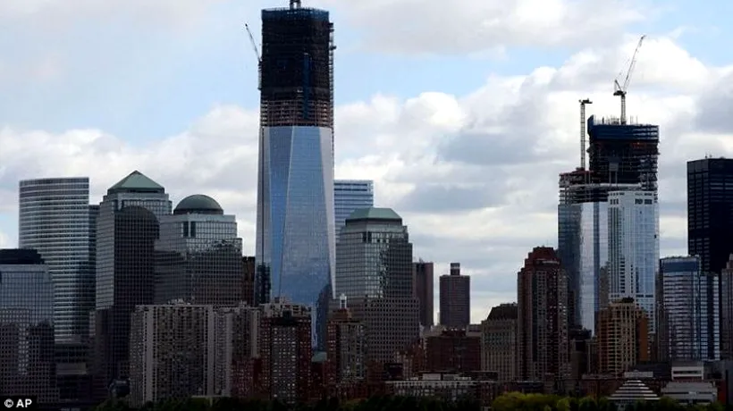 GALERIE FOTO. Turnul 1 al complexului WTC, nefinalizat, a devenit cea mai înaltă clădire din New York