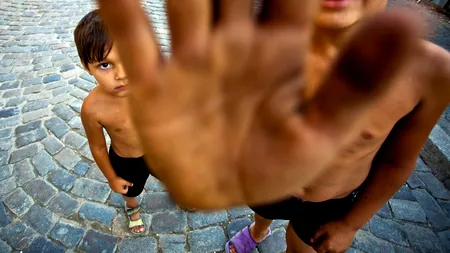SPRIJIN. Copiii și familiile sărace sunt în mare pericol în această perioadă. Hope and Homes for Children România solicită ajutor de urgență pentru aceste categorii