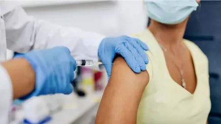 Ministerul Sănătăţii: Certificatul verde va fi obligatoriu pentru personalul medical. Cei care refuză pot fi concediaţi