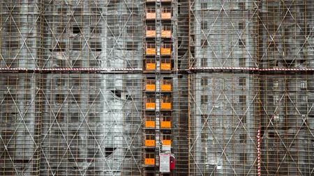 Soluții EFICIENTE pentru construcții și spații de joacă (P)