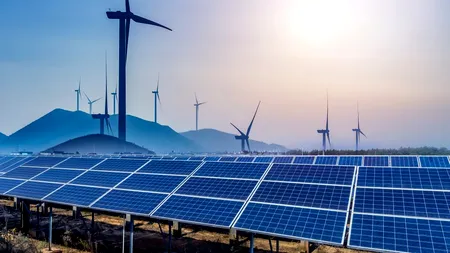 Energia din surse regenerabile a depășit combustibilii fosili în mixul energetic al UE