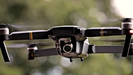 Putere dincolo de gratii: Cum a reușit un criminal să i se livreze cu drona, în închisoare, droguri de 9.000 de dolari 