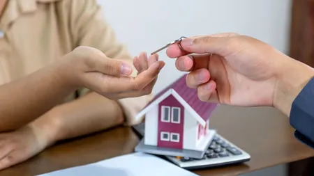 Ce AMENZI pot primi chiriașii dacă nu trec noua adresă de reședință în buletin, din 10 iunie