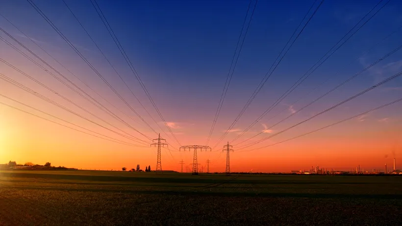 Facturile la energie electrică vor creşte, de la 1 ianuarie 2021. Cât vor plăti românii în plus