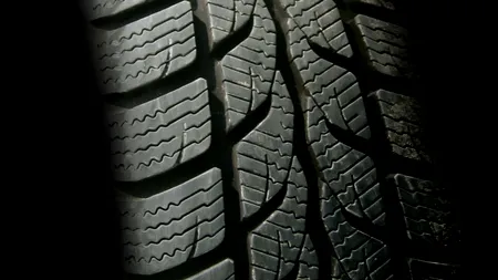 Șoferii s-au pregătit pentru sezonul RECE. Cozi la vulcanizări