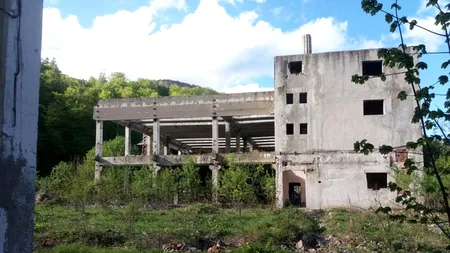 RUINELE COMUNISMULUI. Cum au dispărut bucată cu bucată coloșii industriali al Epocii de aur