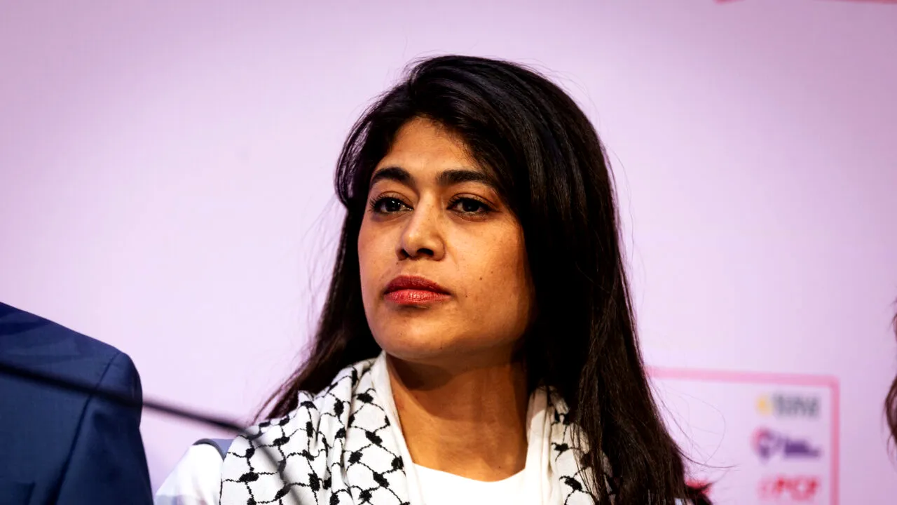 O eurodeputată din Franța, plasată în arest preventiv pentru „apologia terorismului“. Ce droguri au găsit polițiștii asupra sa în momentul reținerii