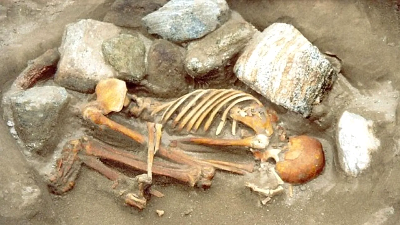 GALERIE FOTO. Descoperire arheologică importantă în Marea Britanie. Misterul scheletelor din Cladh Hallan