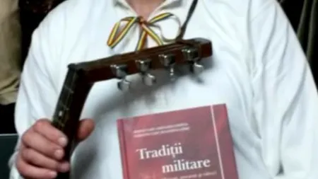 Un cunoscut cobzar moldovean, găsit mort într-un lac. Prietenii au primit vestea cu stupoare: „Mi-am dat seama că nu putea să sară de unul singur... Avea vânătăi pe corp