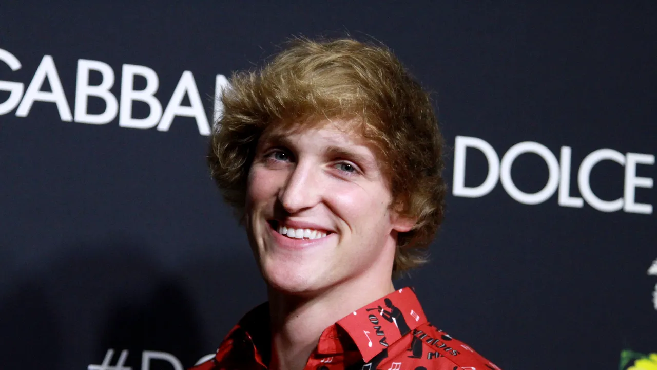 S-a distrat cu prietenii filmând trupul unei victime a suicidului dintr-o pădure din Japonia. Vloggerul celebru a stârnit furia pe internet: „Cum îndrăznești?!