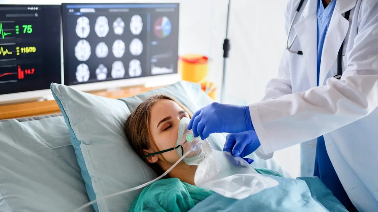 Una dintre cauzele care duce la decesul tinerilor bolnavi de COVID-19, chiar dacă nu au comorbidități. Explicațiile expertului