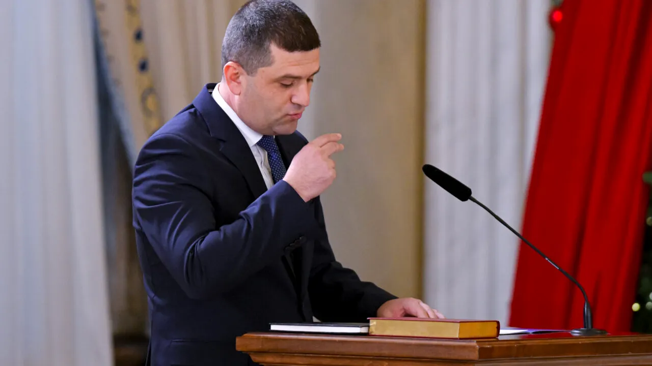 Miruță, vorbe despre Iran. „Orice război care începe e ca funcția derivată/Trebuie să fim atenți peste tot și suntem atenți peste tot”