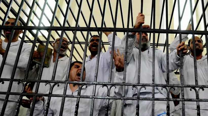 188 de egipteni condamnați la moarte, pentru uciderea a 13 polițiști în violențele din august