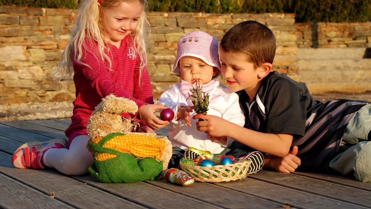 Atenție, părinți! OBIECTELE pe care nu trebuie să le lași la îndemâna copiilor