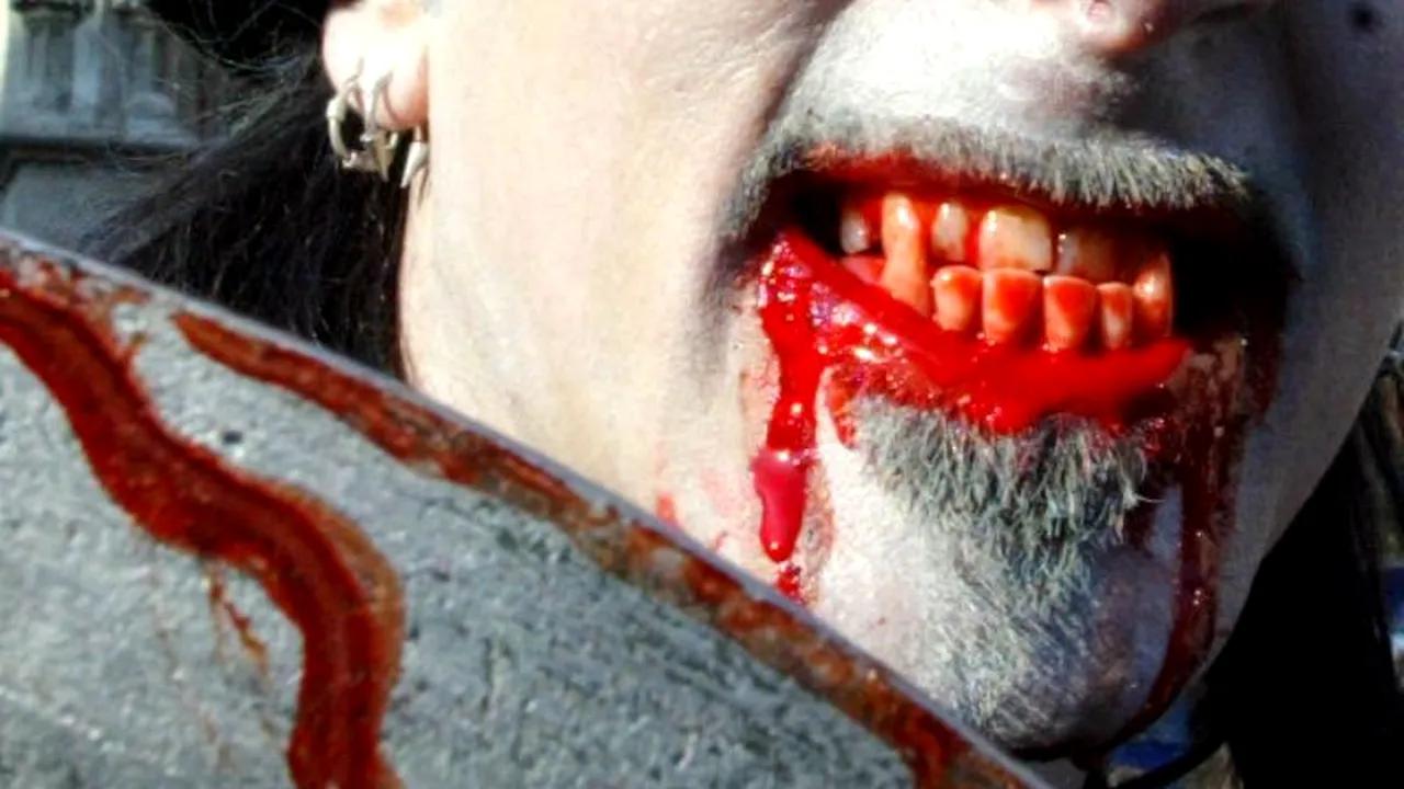 O trusă anti-strigoi de secol XIX a fost scoasă la licitație