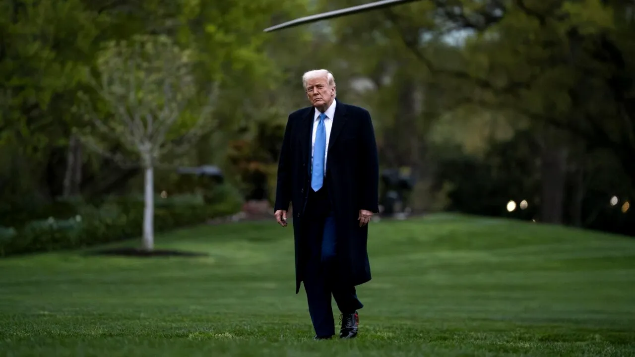 Trump îndeamnă Rezerva Federală să reducă dobânzile /Președintele SUA crede că ”nu există inflație”