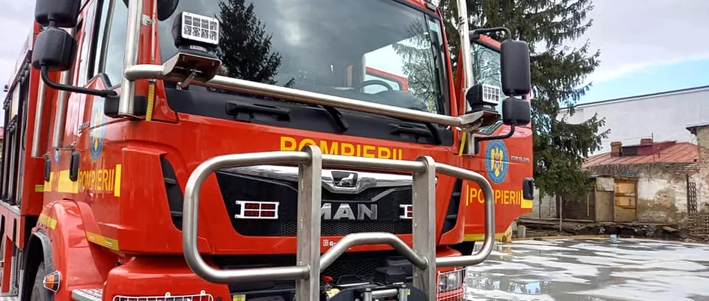Pompierii din Prahova au primit o autospecială off-road. Autovehiculul 4x4 va fi folosit, în special, pentru stingerea incendiilor de pădure