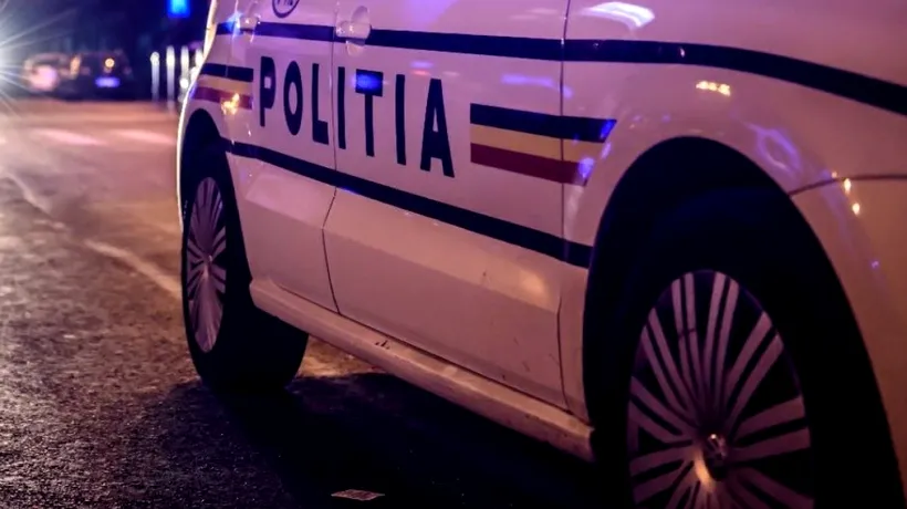 Polițiști atacați cu cuțitul de un bărbat din Constanța. Unul dintre agenți a fost rănit