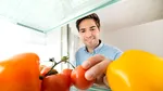 Motivul pentru care nu ar trebui să păstrezi ROȘIILE la frigider. Cum și unde trebuie depozitate pentru a fi proaspete mai mult timp