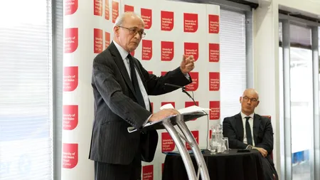 Membru al Camerei Lorzilor: Țara are nevoie de imigrație, întrucât britanicii nativi sunt 