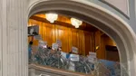 Rogobete a adus greviştii din sănătate în Parlament. Greva din sănătate continuă